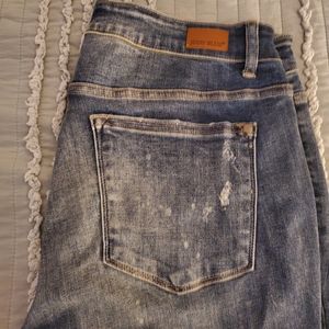 Judy blue distressed boyfriend fit